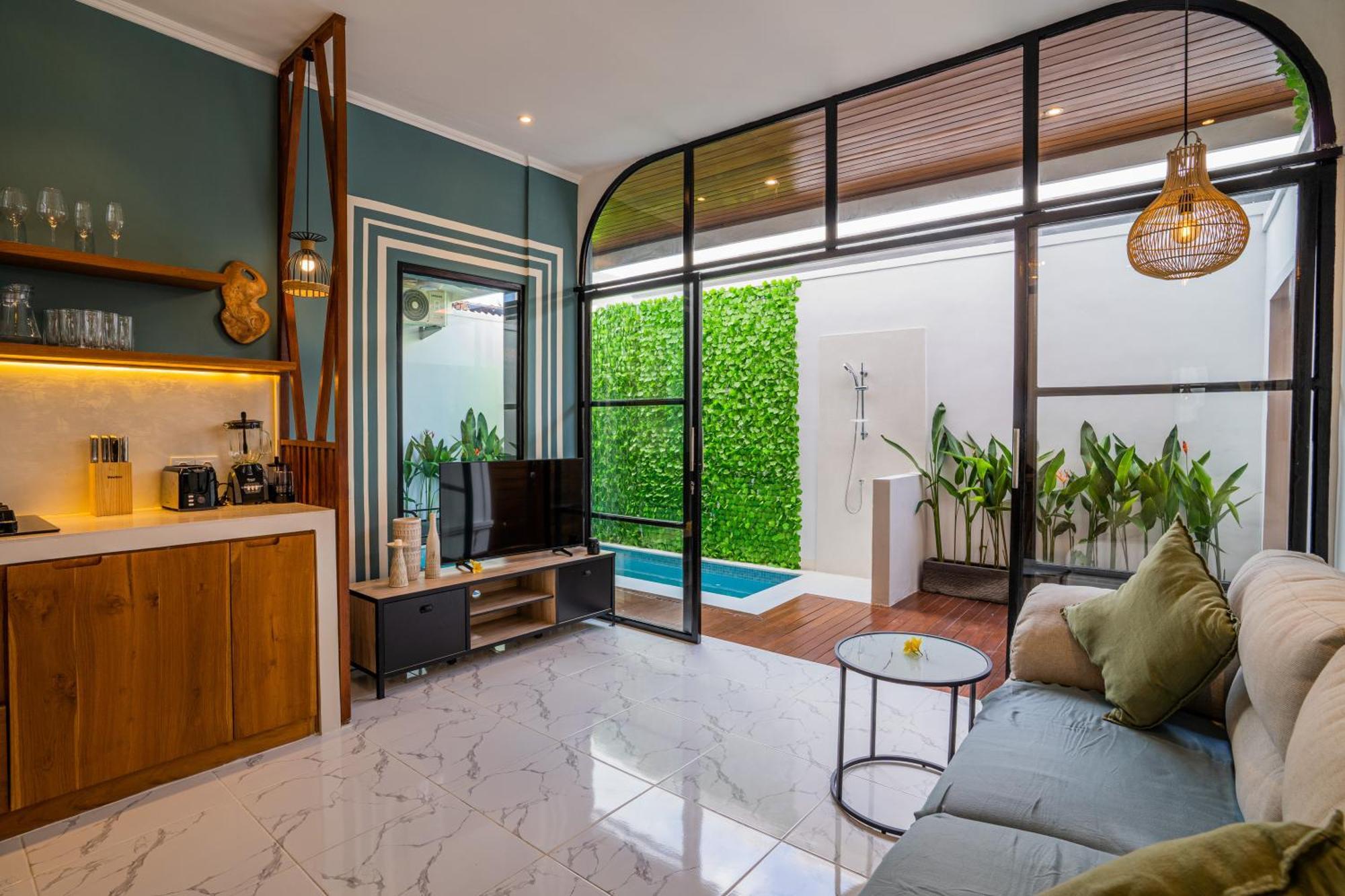 New! Sony 1 - 3br Next To Legian * Seminyak (Bali)