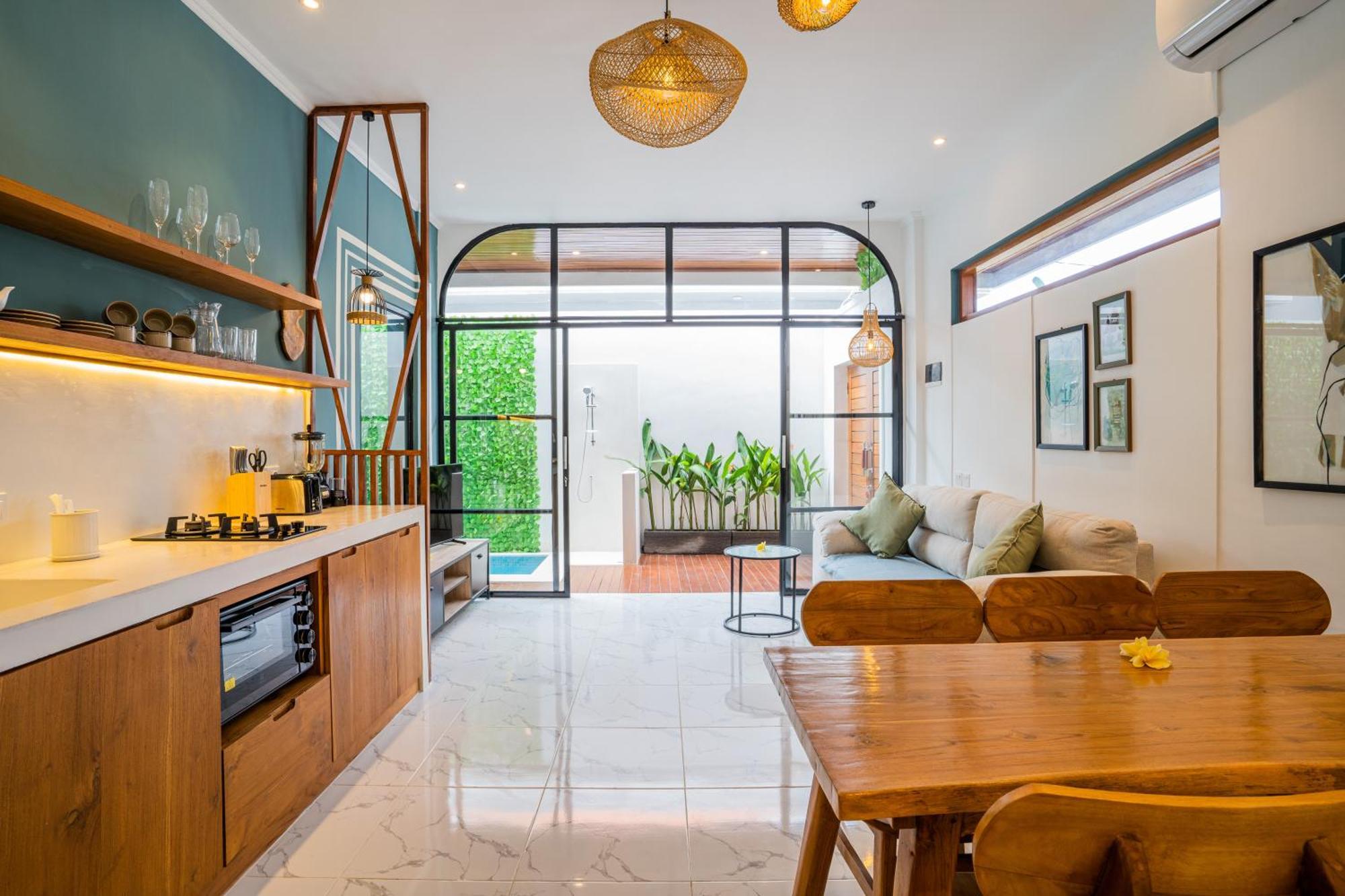 Villa New! Sony 1 - 3br Next To Legian Seminyak (Bali)