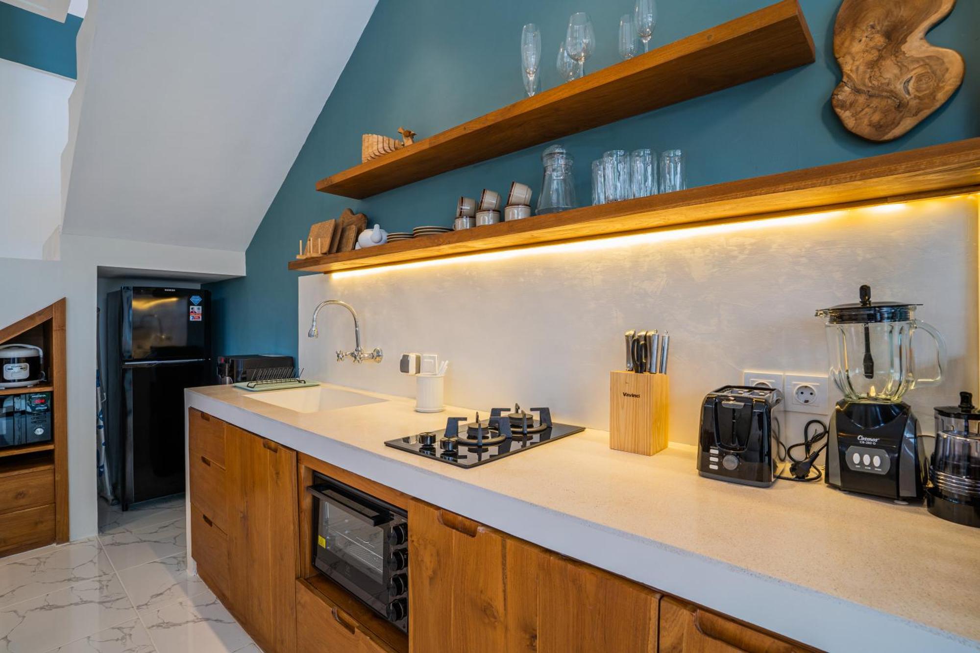 New! Sony 1 - 3br Next To Legian Villa