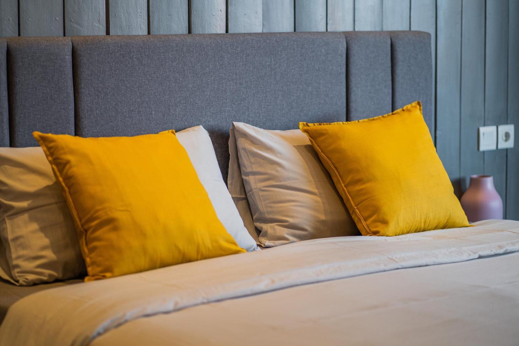 Villa New! Sony 1 - 3br Next To Legian *