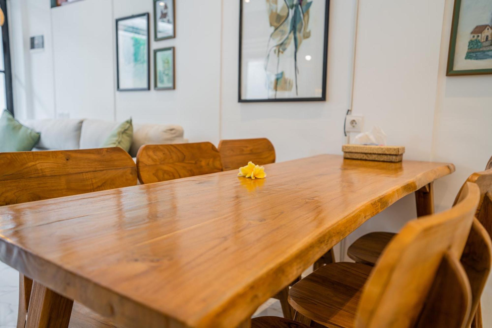 Villa New! Sony 1 - 3br Next To Legian